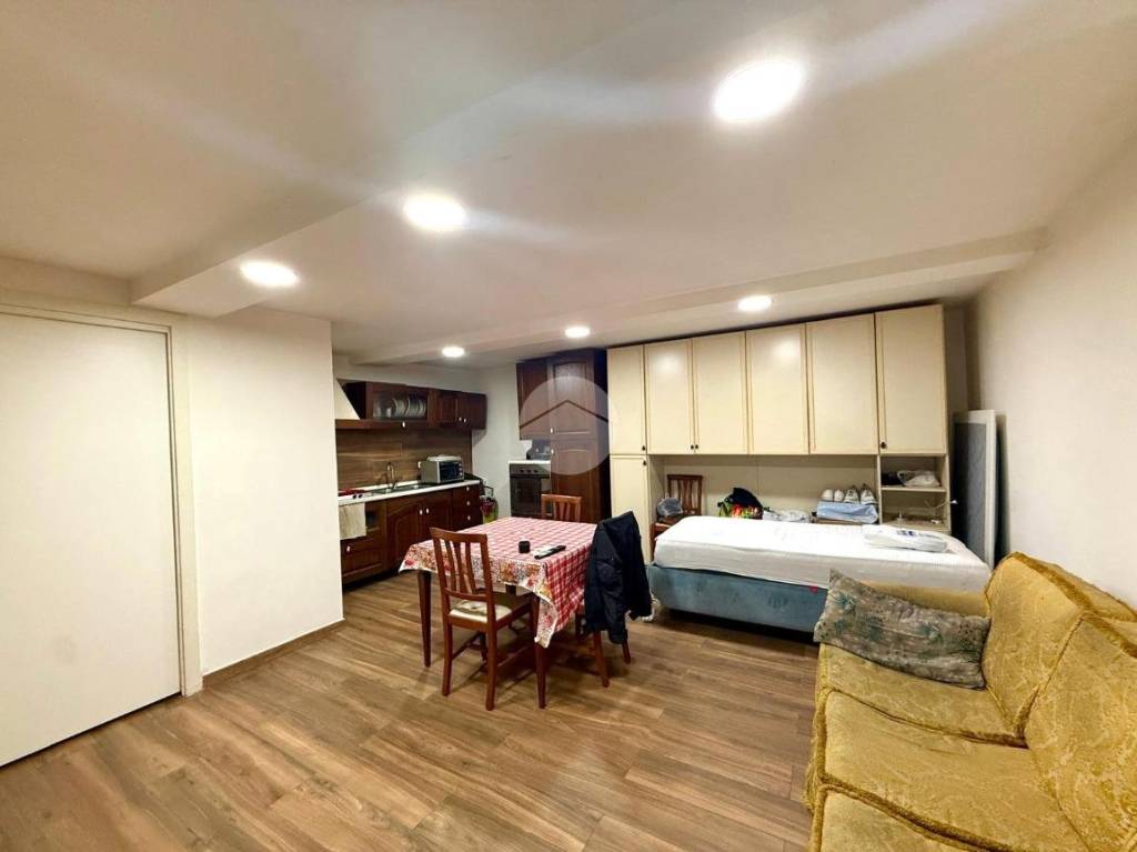 appartamento in vendita a Napoli in zona Secondigliano