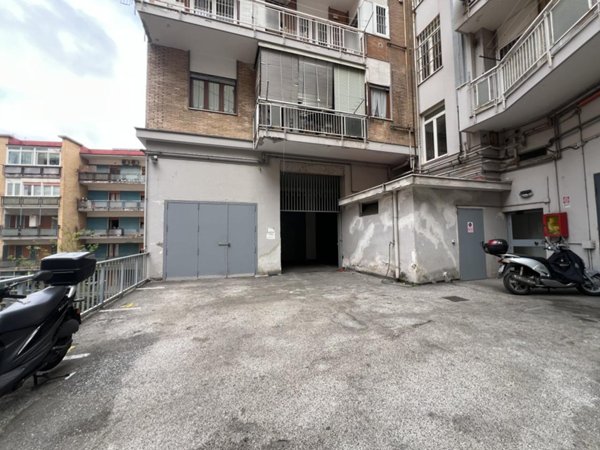 appartamento in vendita a Napoli