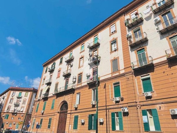 appartamento in vendita a Napoli