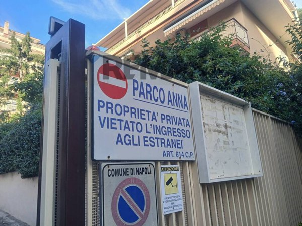 appartamento in vendita a Napoli in zona Capodimonte / Colli Aminei