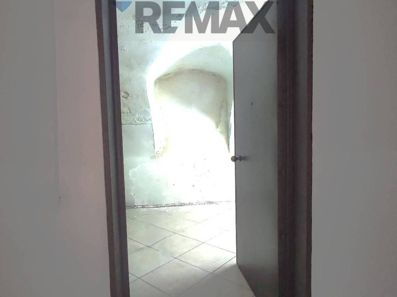 appartamento in vendita a Napoli in zona Vicaria