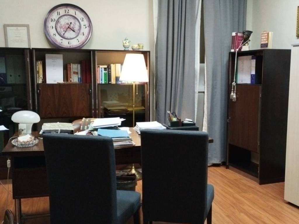 appartamento in vendita a Napoli in zona Vicaria