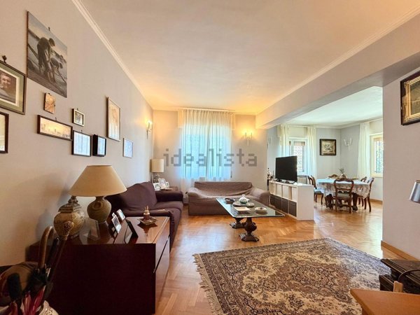 appartamento in vendita a Napoli in zona Posillipo