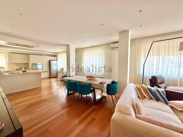 appartamento in vendita a Napoli in zona Vomero