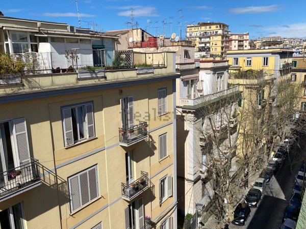 appartamento in vendita a Napoli in zona Vomero
