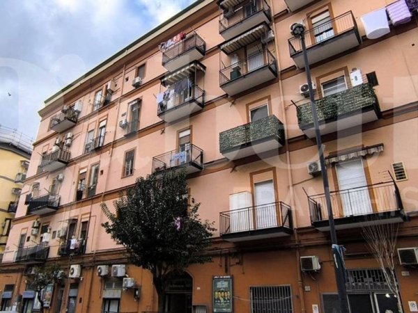 appartamento in vendita a Napoli in zona San Lorenzo