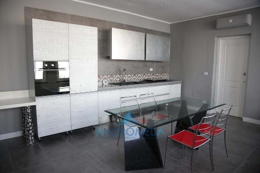 appartamento in vendita a Napoli in zona Pendino / San Giuseppe