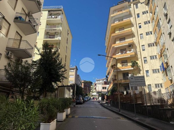 appartamento in vendita a Napoli in zona Arenella