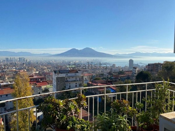 appartamento in vendita a Napoli