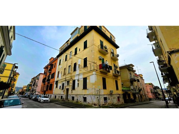 appartamento in vendita a Napoli in zona Bagnoli