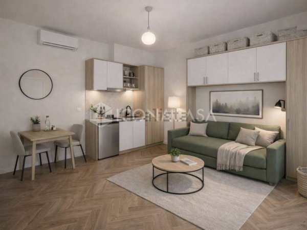 appartamento in vendita a Napoli in zona Avvocata