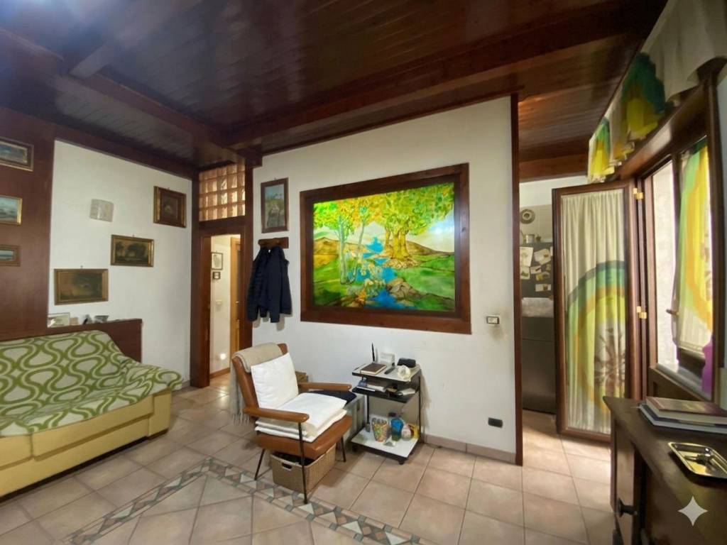 appartamento in vendita a Napoli in zona Stella