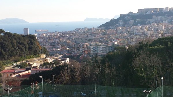 appartamento in vendita a Napoli in zona Capodimonte / Colli Aminei