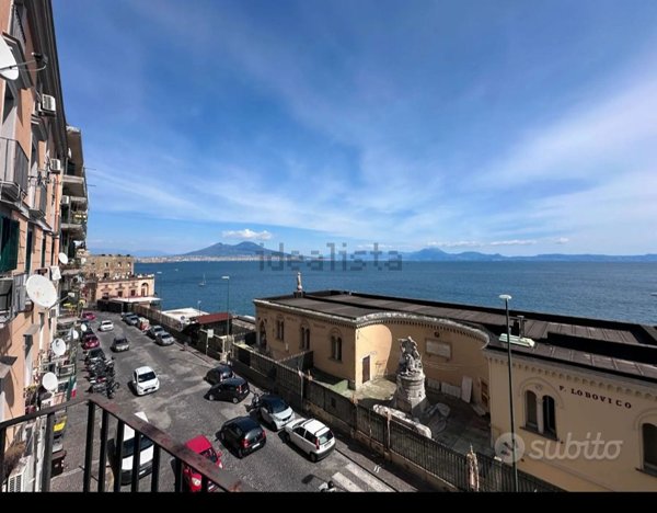 appartamento in vendita a Napoli in zona Posillipo