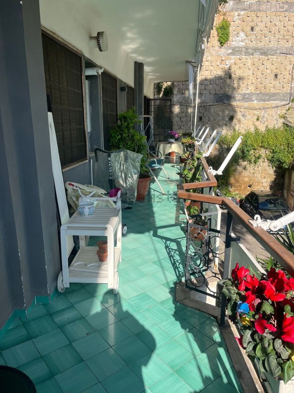 appartamento in vendita a Napoli in zona Posillipo