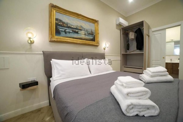 appartamento in vendita a Napoli in zona Pendino / San Giuseppe