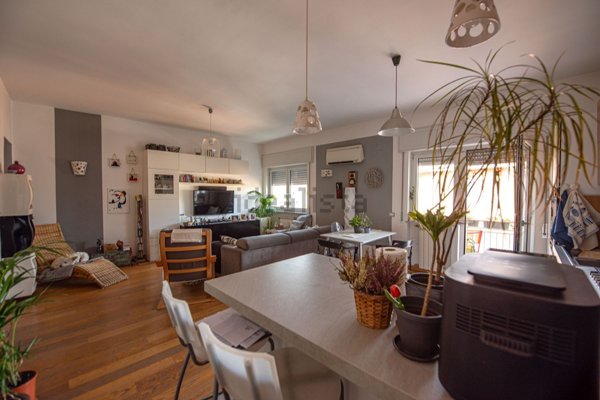 appartamento in vendita a Napoli in zona Arenella