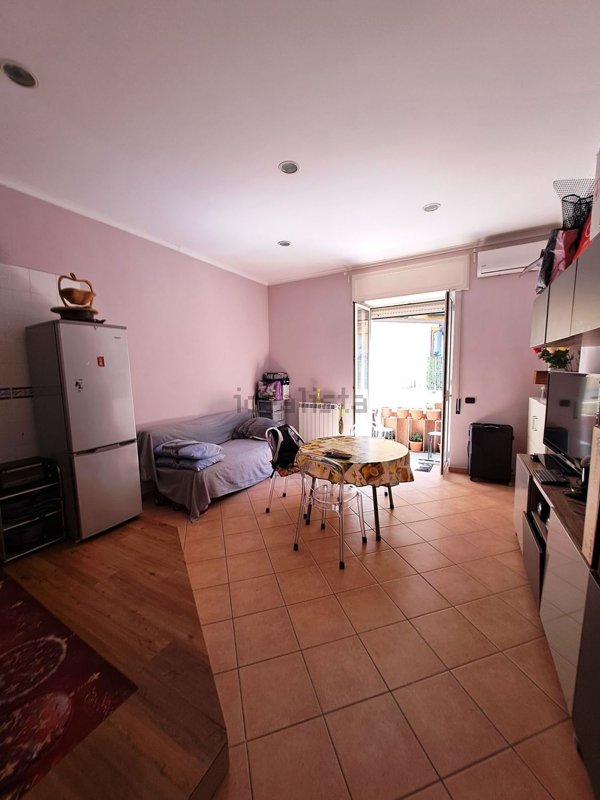 appartamento in vendita a Napoli in zona Chiaia