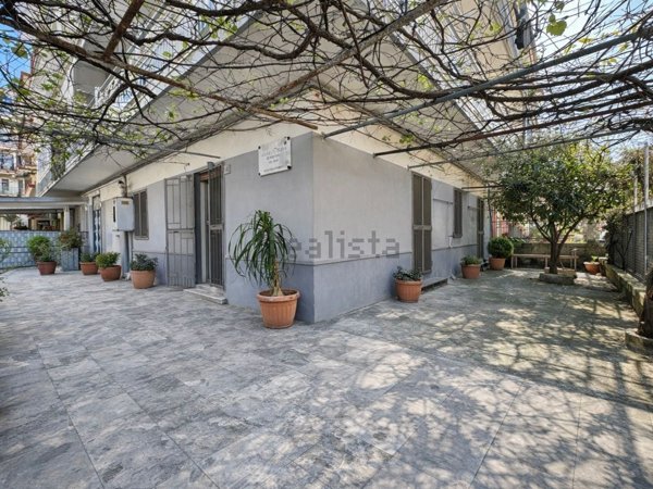 appartamento in vendita a Napoli in zona Pianura