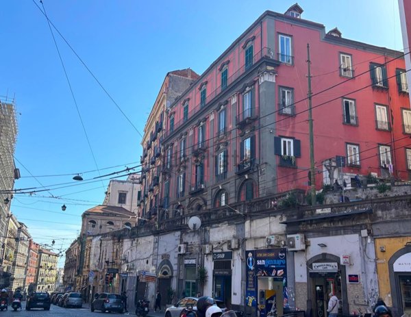 appartamento in vendita a Napoli