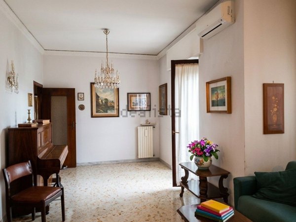 appartamento in vendita a Napoli in zona Capodimonte / Colli Aminei