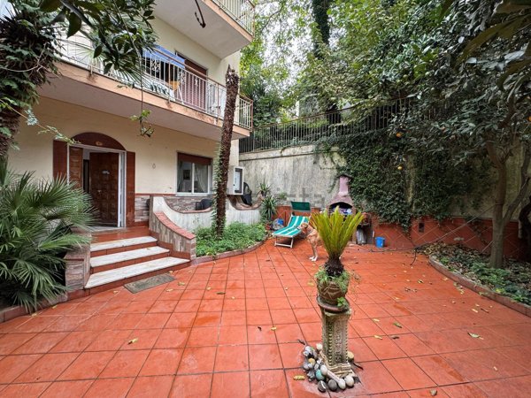 appartamento in vendita a Napoli in zona Chiaiano