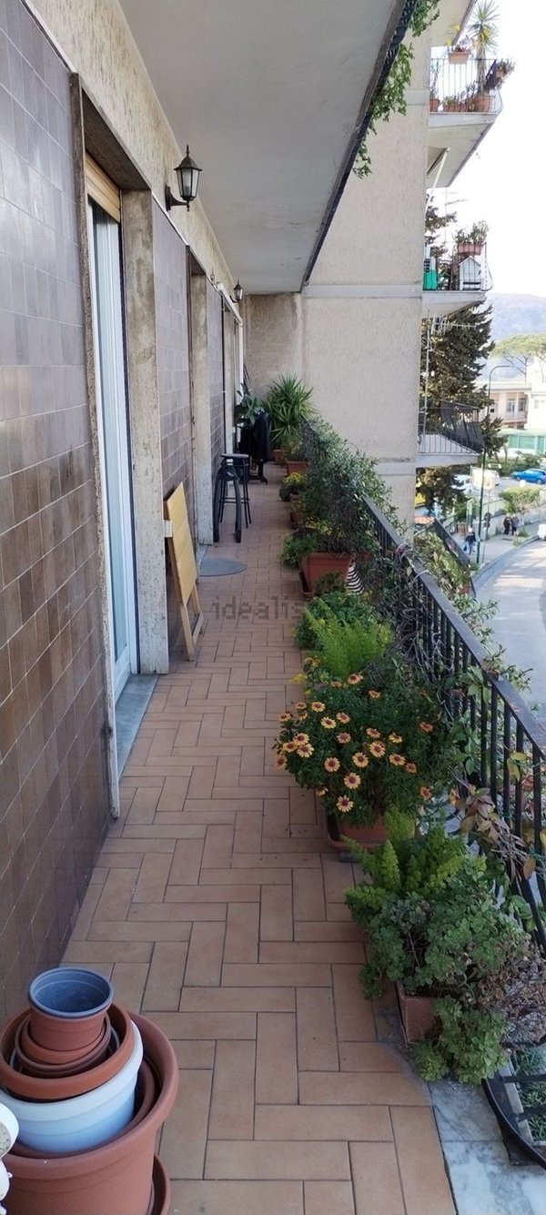 appartamento in vendita a Napoli in zona Posillipo