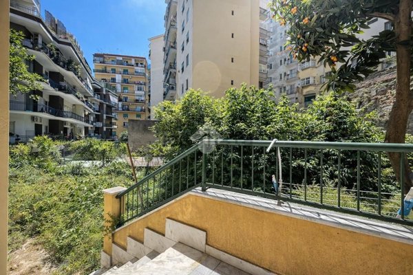 appartamento in vendita a Napoli in zona Arenella