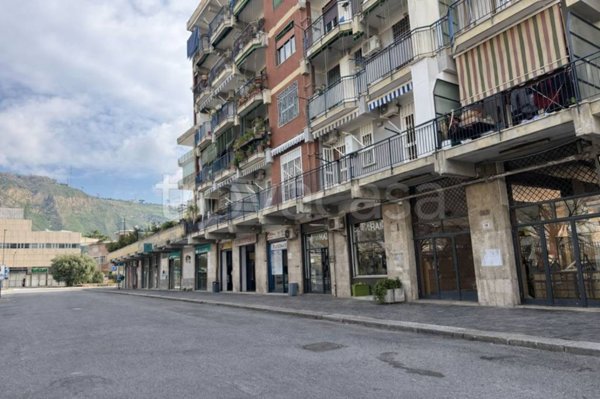 appartamento in vendita a Napoli in zona Soccavo