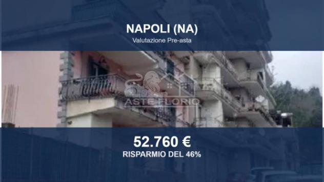 locale commerciale in vendita a Napoli in zona Pianura