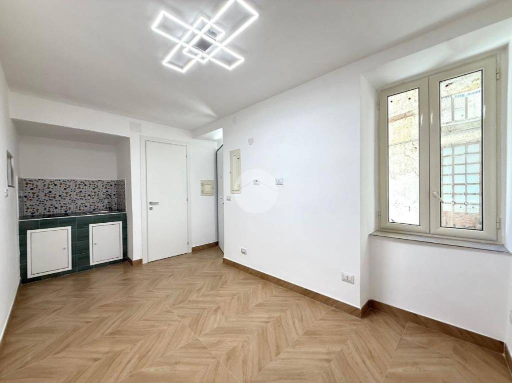 monolocale in vendita a Napoli in zona Fuorigrotta