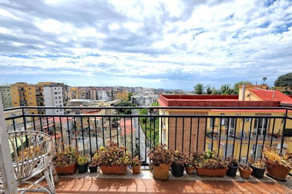 appartamento in vendita a Napoli