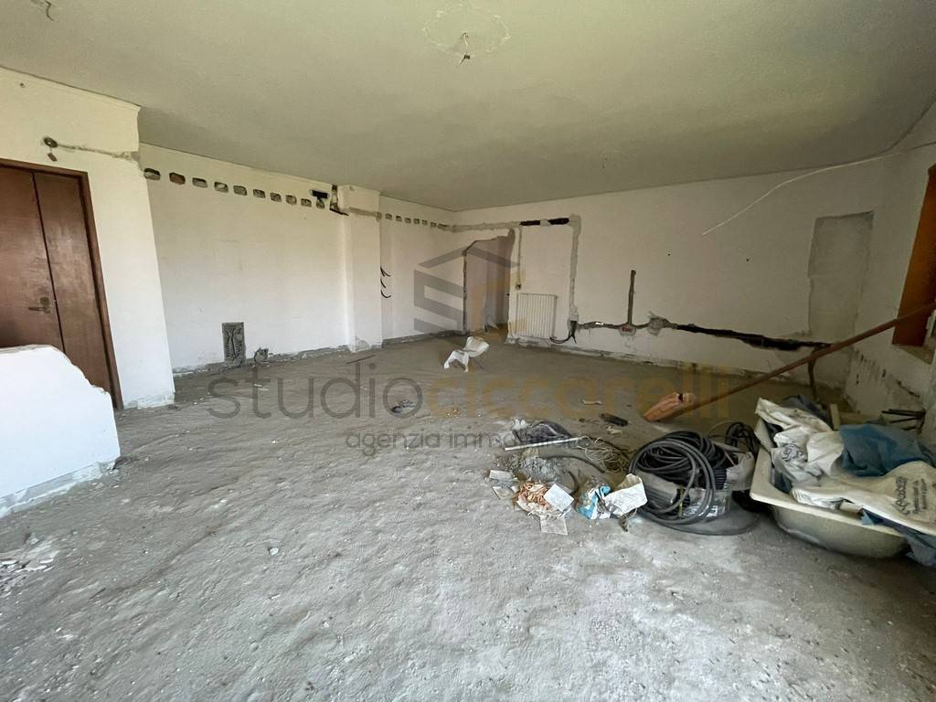 appartamento in vendita a Napoli in zona Chiaiano