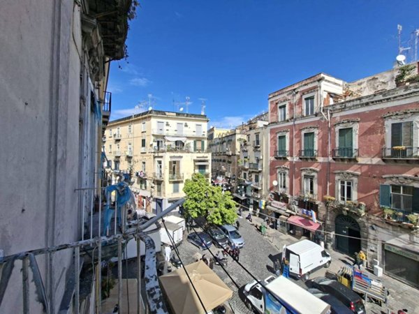 appartamento in vendita a Napoli in zona Stella
