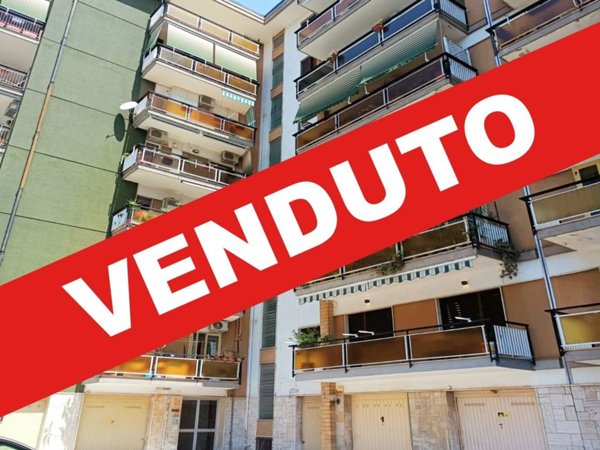 appartamento in vendita a Napoli in zona Arenella