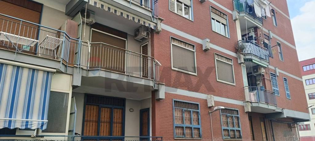 appartamento in vendita a Napoli in zona Soccavo