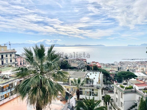 appartamento in vendita a Napoli in zona Vomero
