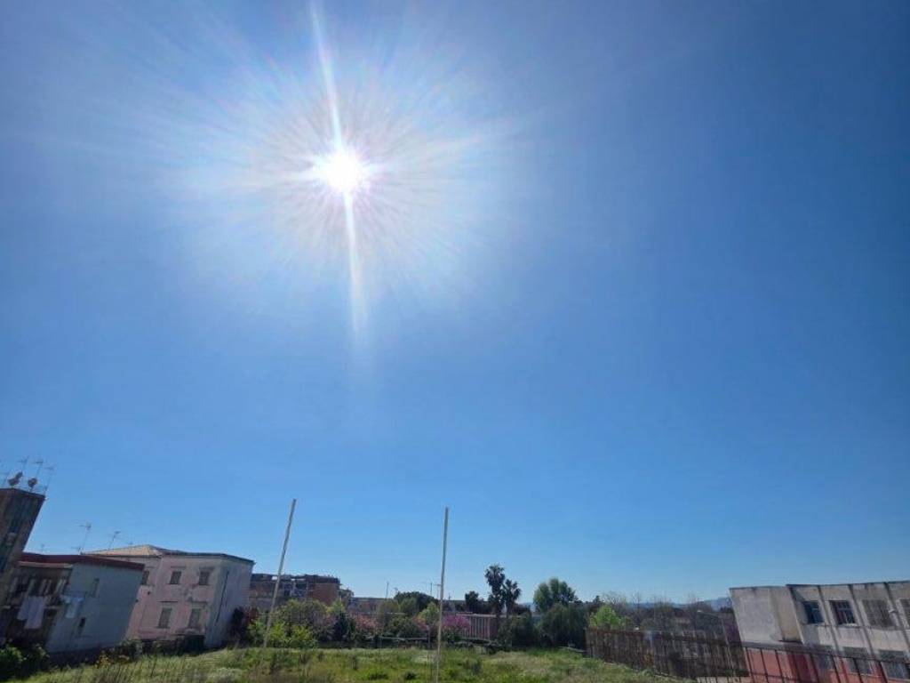 appartamento in vendita a Napoli in zona Barra
