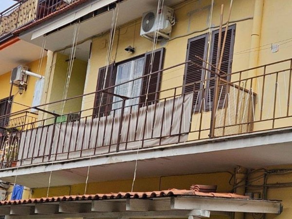 appartamento in vendita a Napoli in zona Piscinola