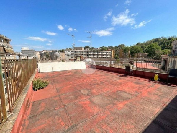 appartamento in vendita a Napoli in zona Capodimonte / Colli Aminei