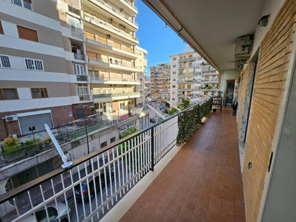appartamento in vendita a Napoli in zona Bagnoli