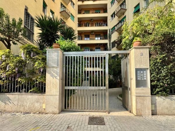 appartamento in vendita a Napoli in zona Vomero