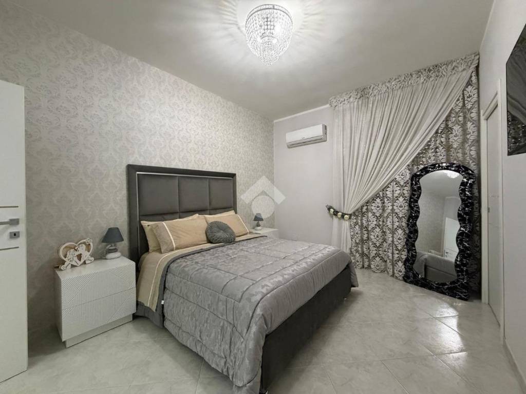 appartamento in vendita a Napoli in zona Secondigliano