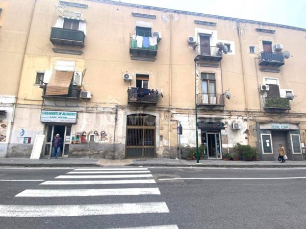 appartamento in vendita a Napoli in zona Fuorigrotta