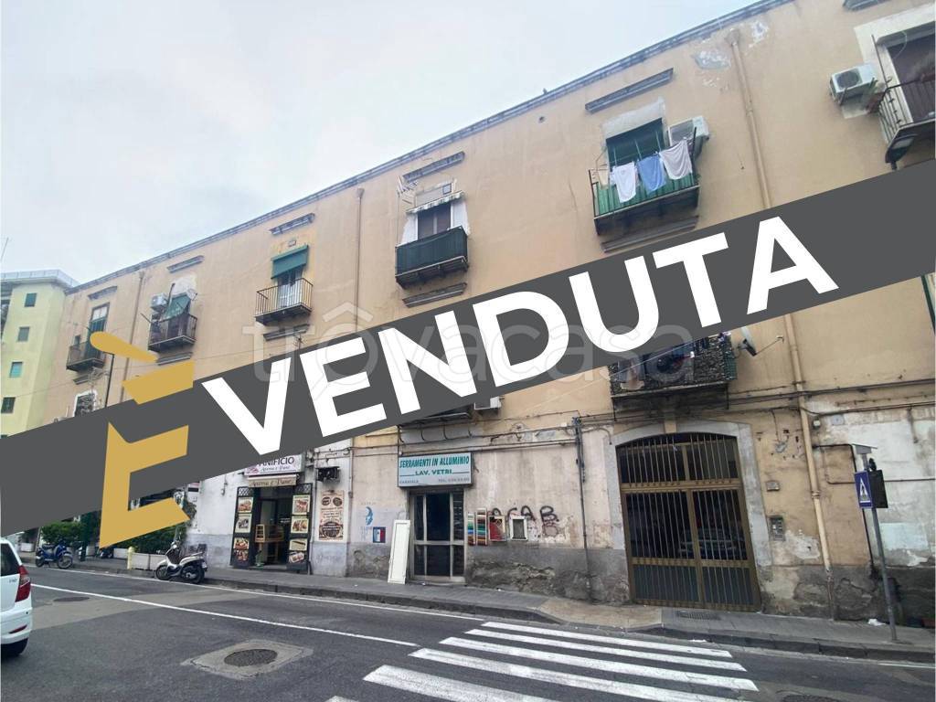 appartamento in vendita a Napoli in zona Fuorigrotta