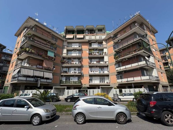 appartamento in vendita a Napoli in zona San Giovanni a Teduccio