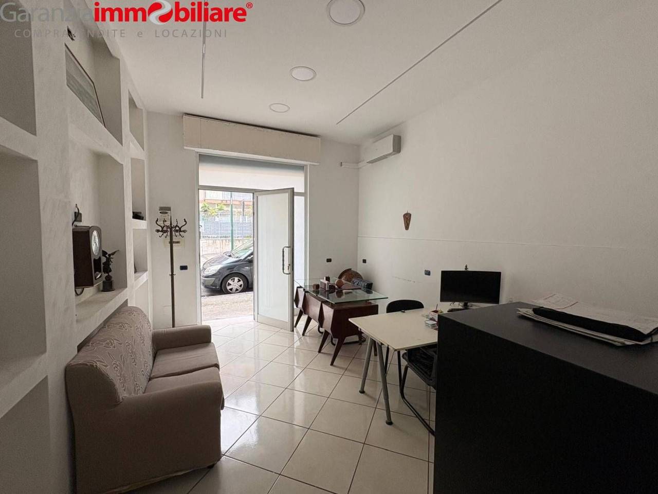 appartamento in vendita a Napoli in zona Capodichino