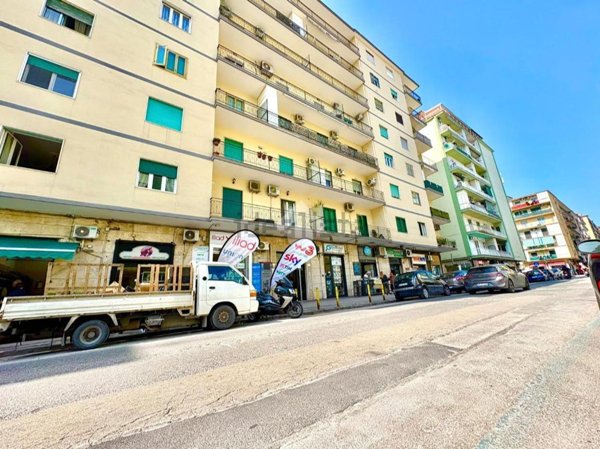 appartamento in vendita a Napoli in zona Fuorigrotta