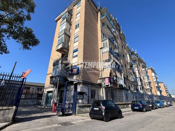 appartamento in vendita a Napoli in zona San Giovanni a Teduccio