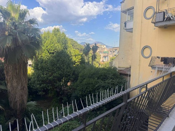 appartamento in vendita a Napoli